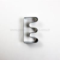 E Harfi Modeli Kurabiye Kalıbı Metal Kopat