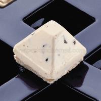 Silikon Mini Piramit Kalıbı 40x60 cm Flexipan 1882